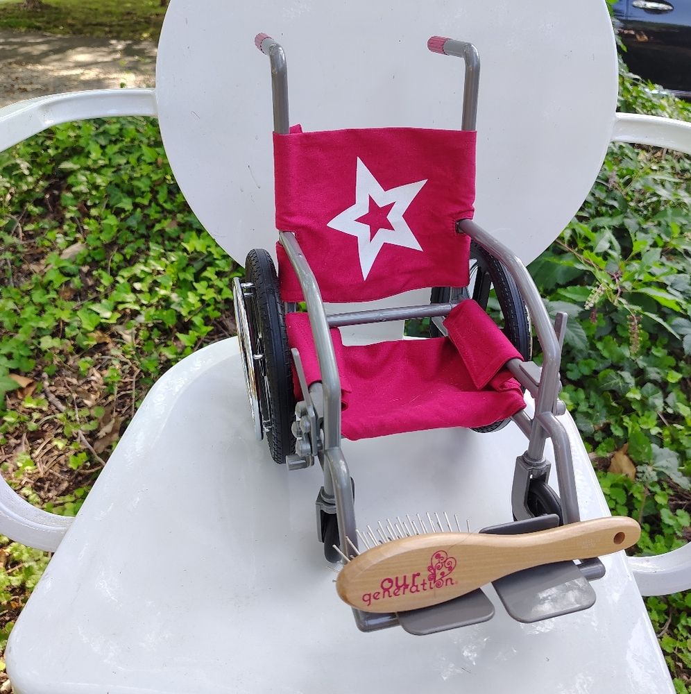 AMERICAN GIRL RED WHEELCHAIR RUBBER WHEELS W/AM HAIRBRUSH WOODEN HANDLE NEW